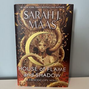 HOUSE OF FLAME AND SHADOW Sarah J. Maas NEW Hard Cover